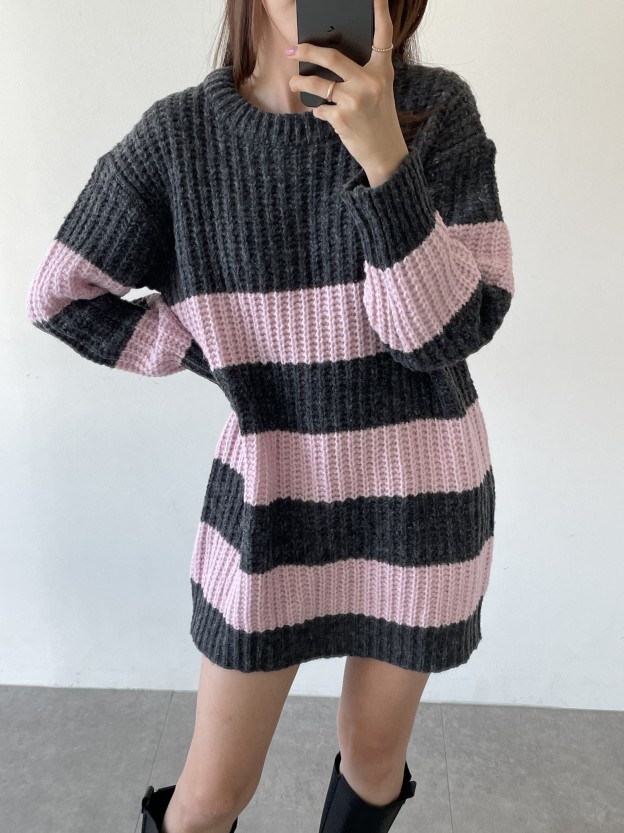 Mini knit dress